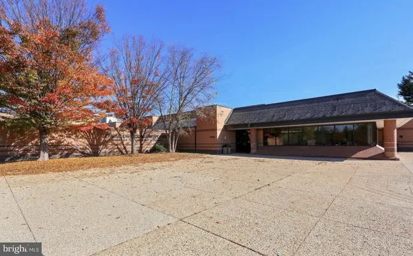 $2,650 | 11815 Quassia Court, Germantown, MD 20876