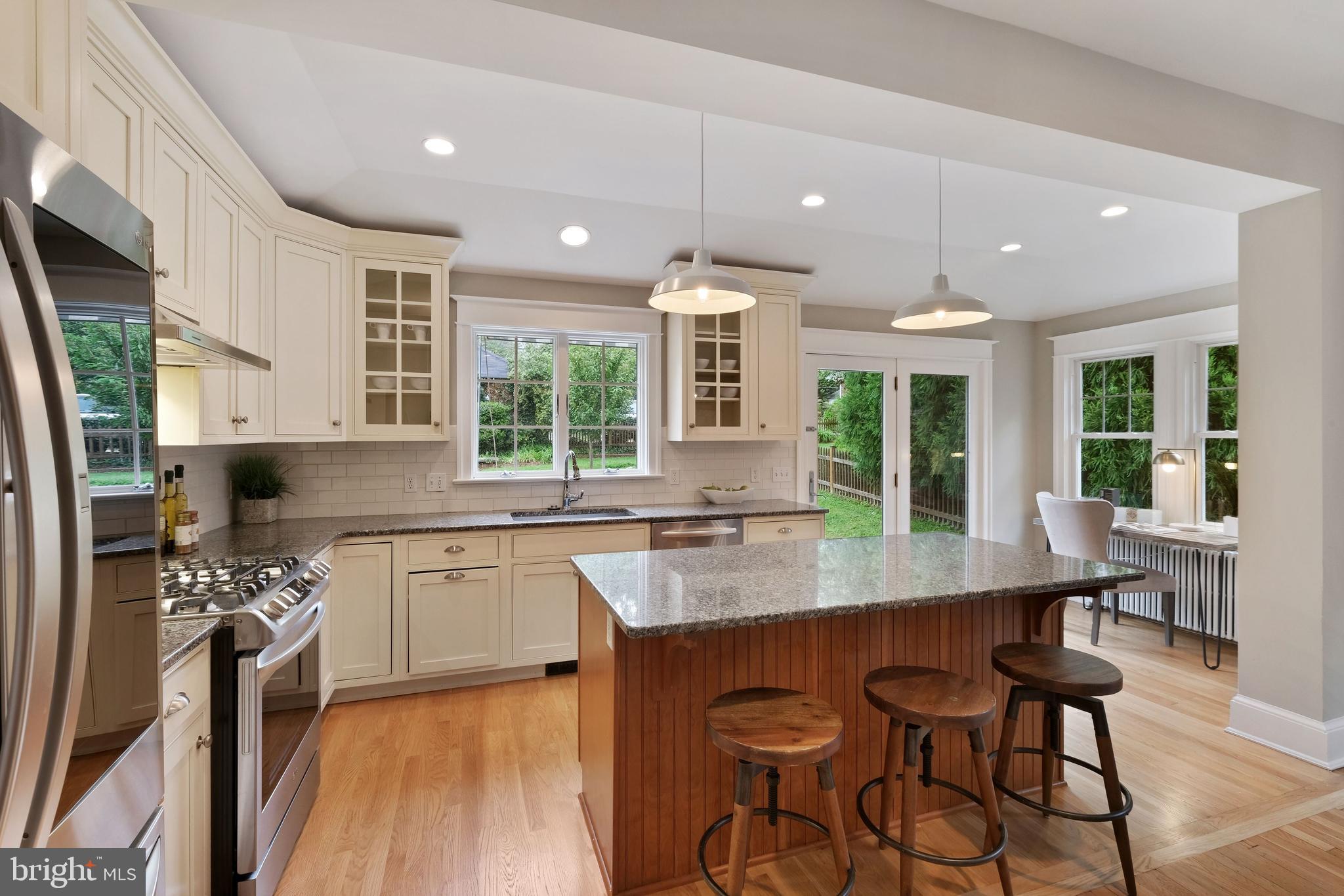 3327 Military Road Northwest Washington, DC 20015 - Photo 13 of 32 Kitchen