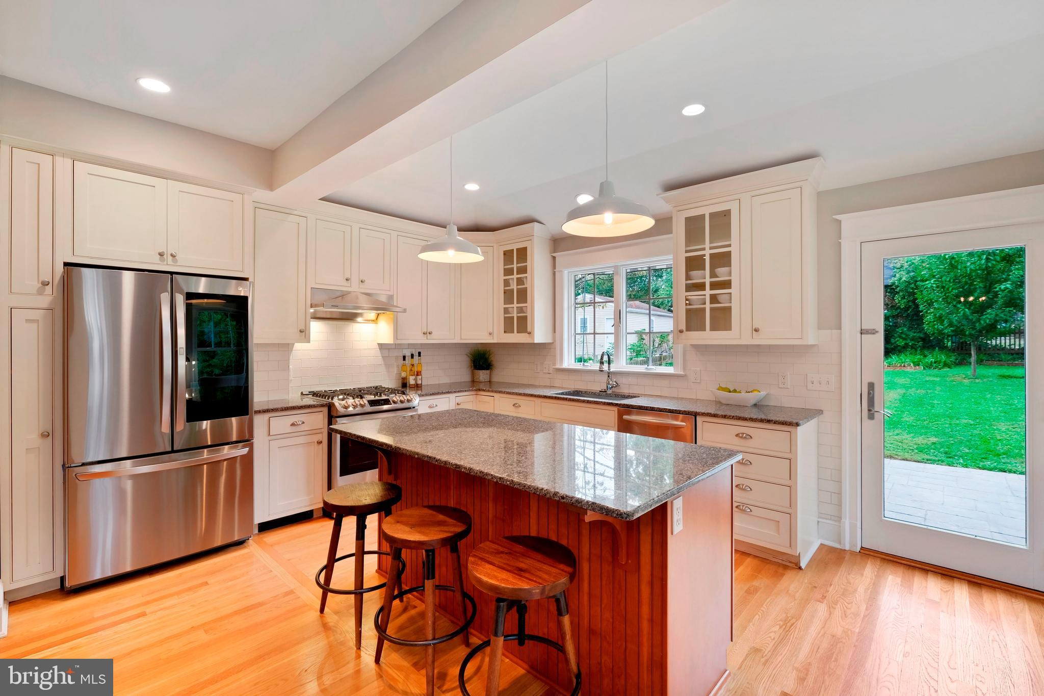 3327 Military Road Northwest Washington, DC 20015 - Photo 10 of 32 Kitchen
