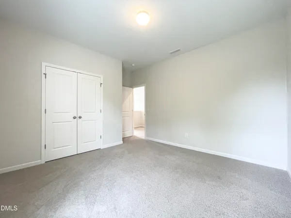 $2,095 | 924 Arlington Wood Street, Fuquay-Varina, NC 27526