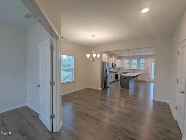 $2,095 | 924 Arlington Wood Street, Fuquay-Varina, NC 27526
