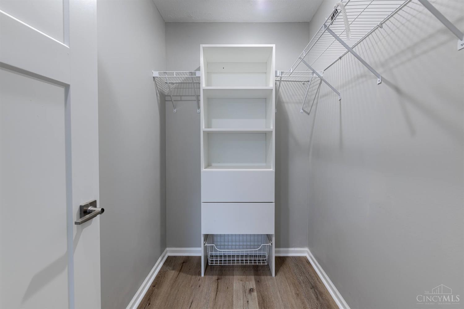 2684 Wenning Road Cincinnati, OH 45231 - Photo 21 of 27 Gallery Image 21