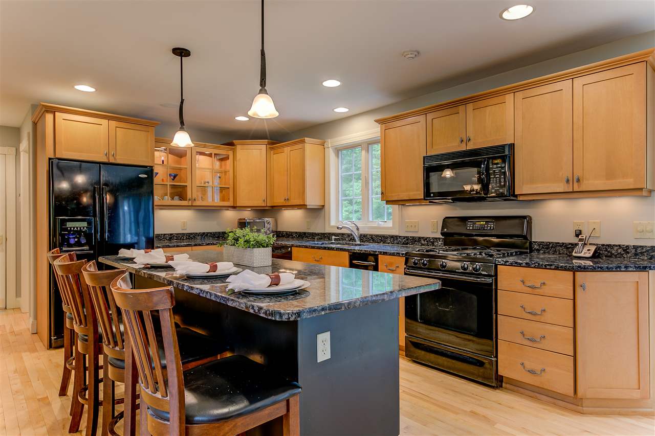 161 Sunset Hill Road Conway, NH 03860 - Photo 3 of 39