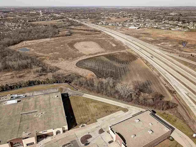 $4,800,000 | 8301 West Loomis Road, Franklin, WI 53132