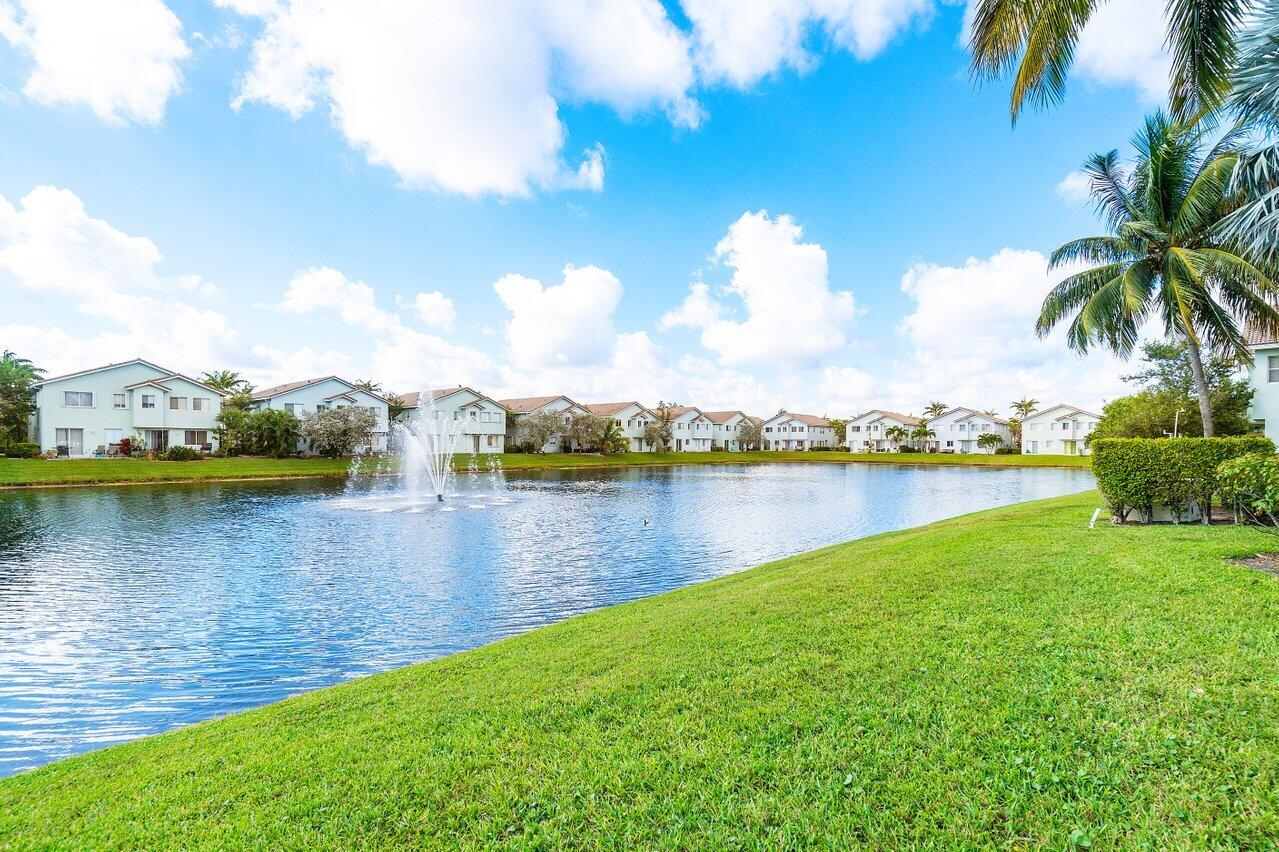 3266 Laurel Ridge Circle Riviera Beach, FL 33404 - Photo 21 of 34 Lake in back
