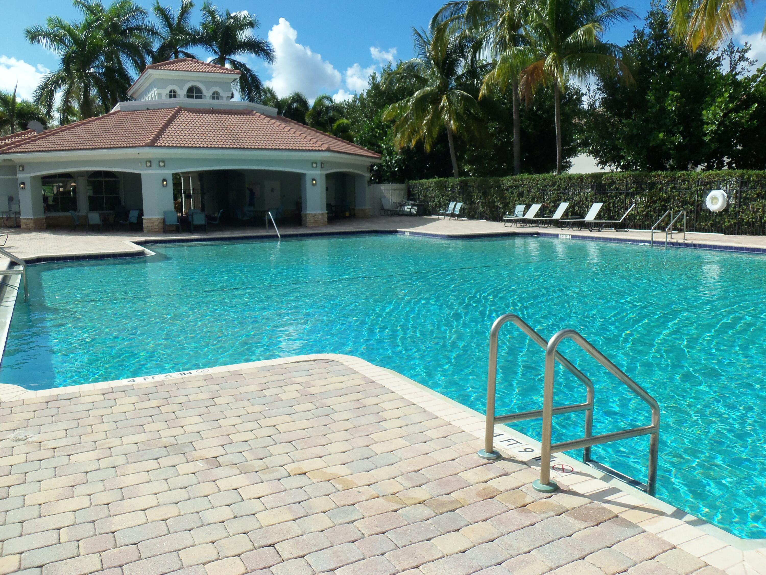 3266 Laurel Ridge Circle Riviera Beach, FL 33404 - Photo 27 of 34 heated pool