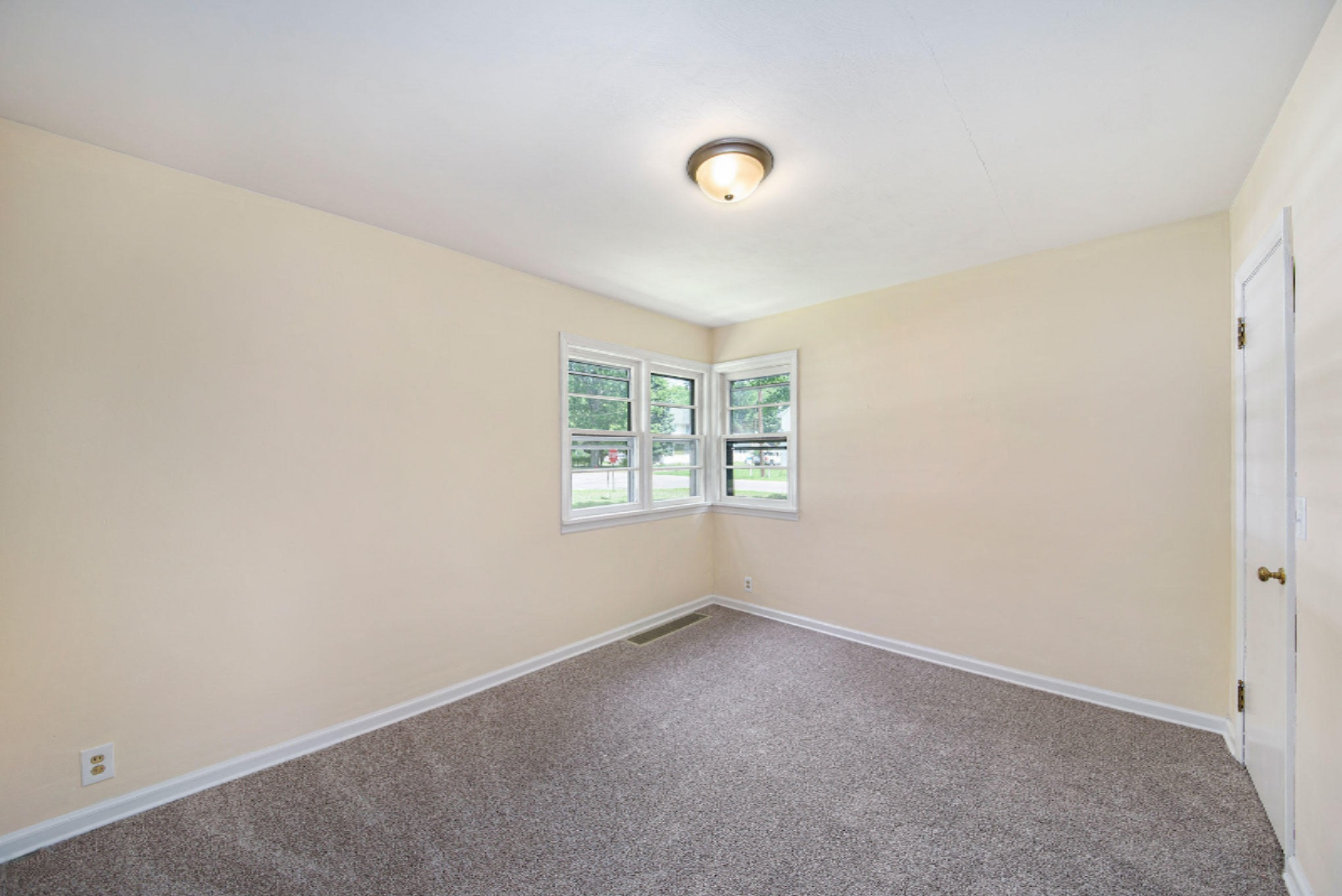 326 State Street Mendon, MI 49072 - Photo 7 of 29 _DSC6041