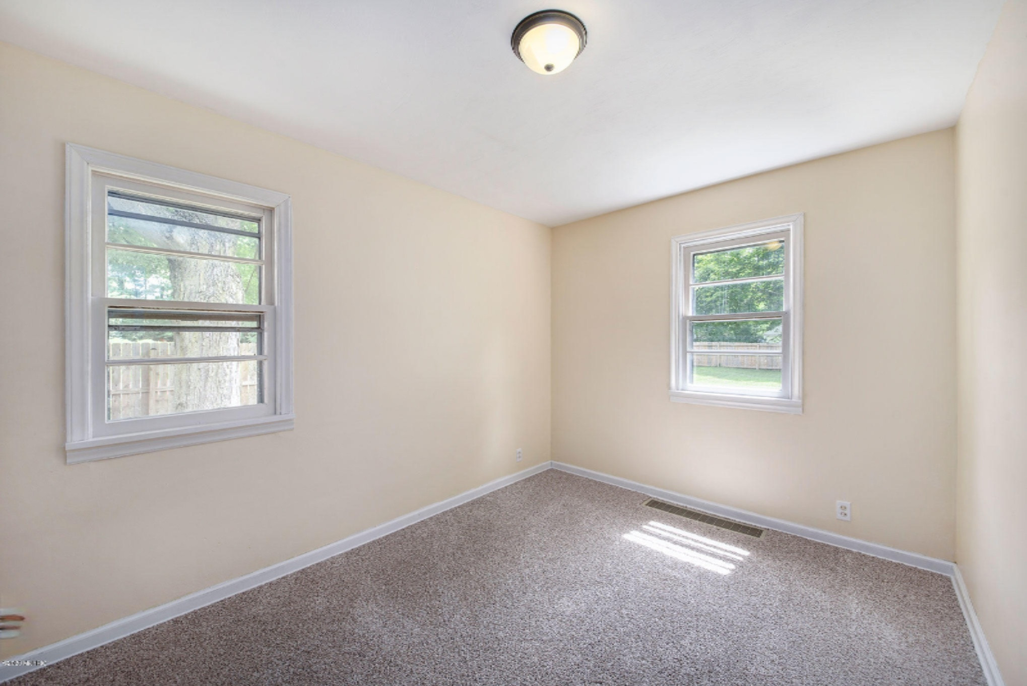 326 State Street Mendon, MI 49072 - Photo 8 of 29 _DSC6047