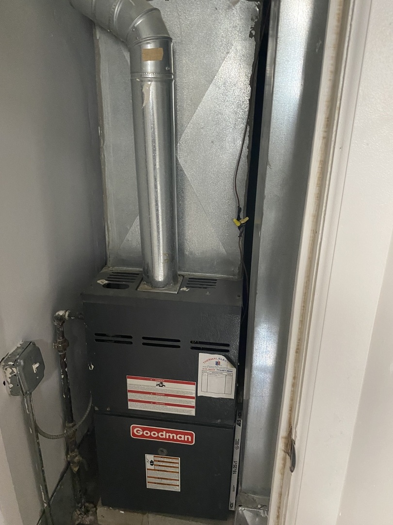 7425 South Princeton Avenue, Unit 1 Chicago, IL 60621 - Photo 19 of 24 a close view of shoes