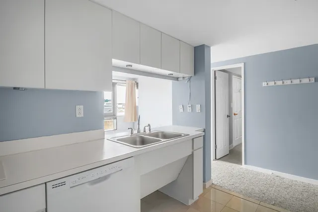 $2,150 | 127 Greyrock Place, Unit 603, Stamford, CT 06901