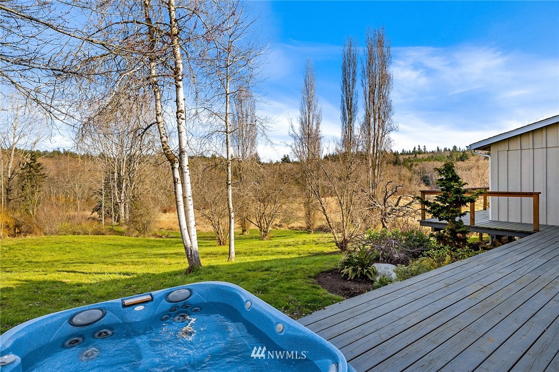 12412 Miller Road Northeast Bainbridge Island, WA 98110 - Photo 22 of 40 Gallery Image 22