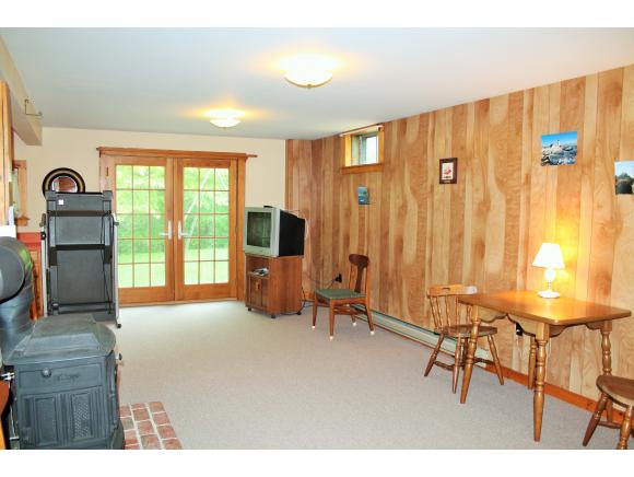 128 Old Revolutionary Road Temple, NH 03084 - Photo 22 of 32