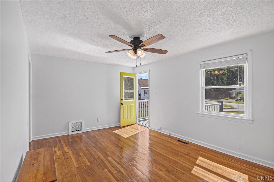 903 Cayuga Street Rome, NY 13440 - Photo 6 of 33