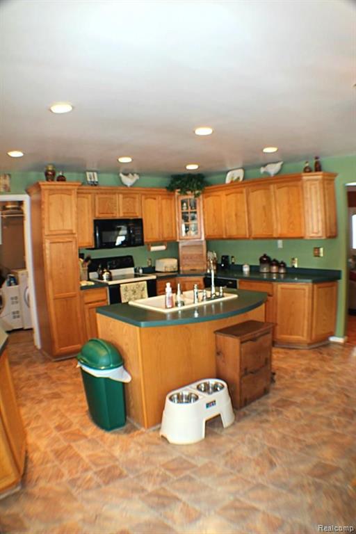 21721 Rust Road New Boston, MI 48164 - Photo 17 of 40