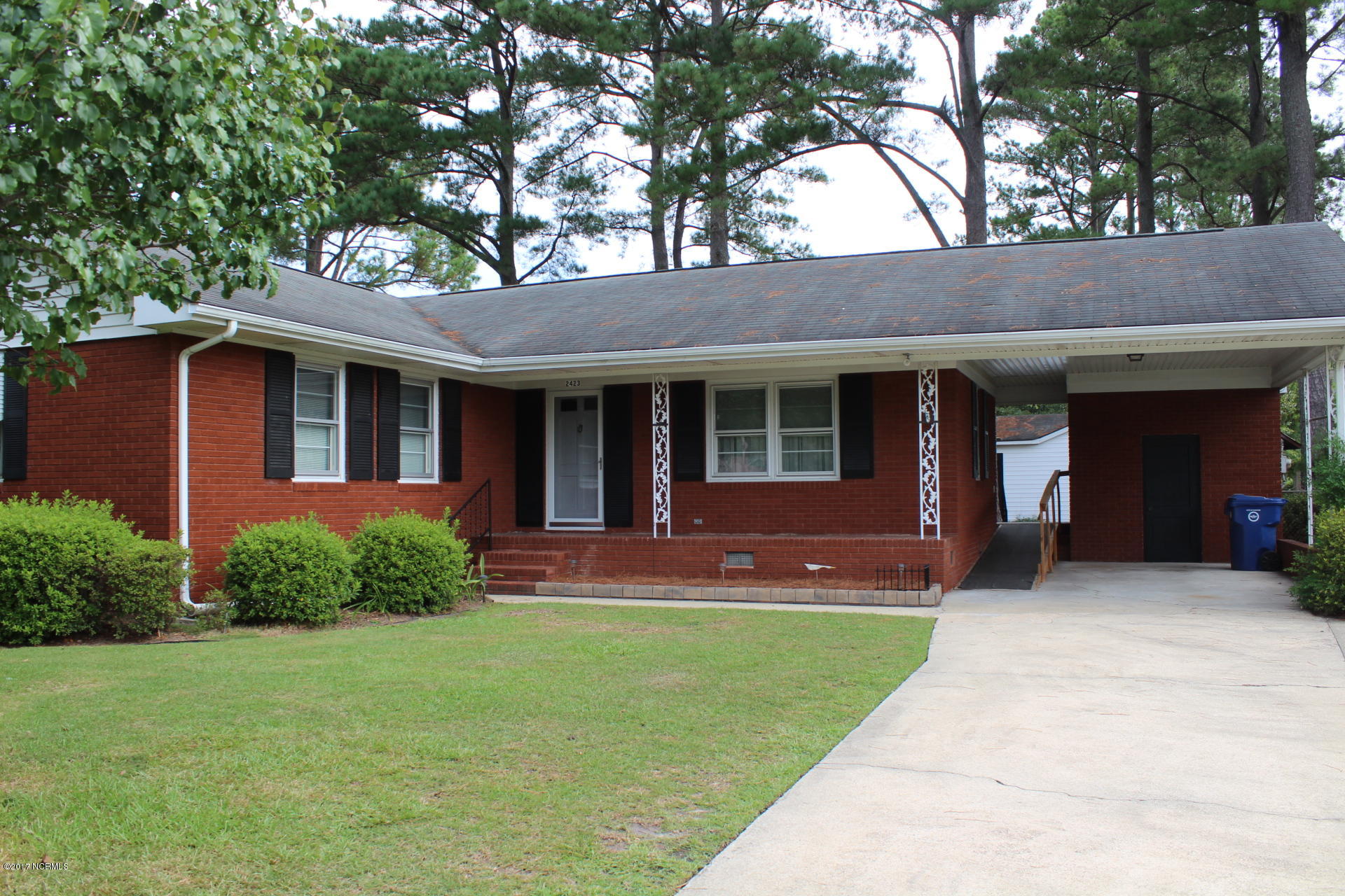 2423 Carey Road Kinston, NC 28504 - Photo 1 of 17 IMG_0587