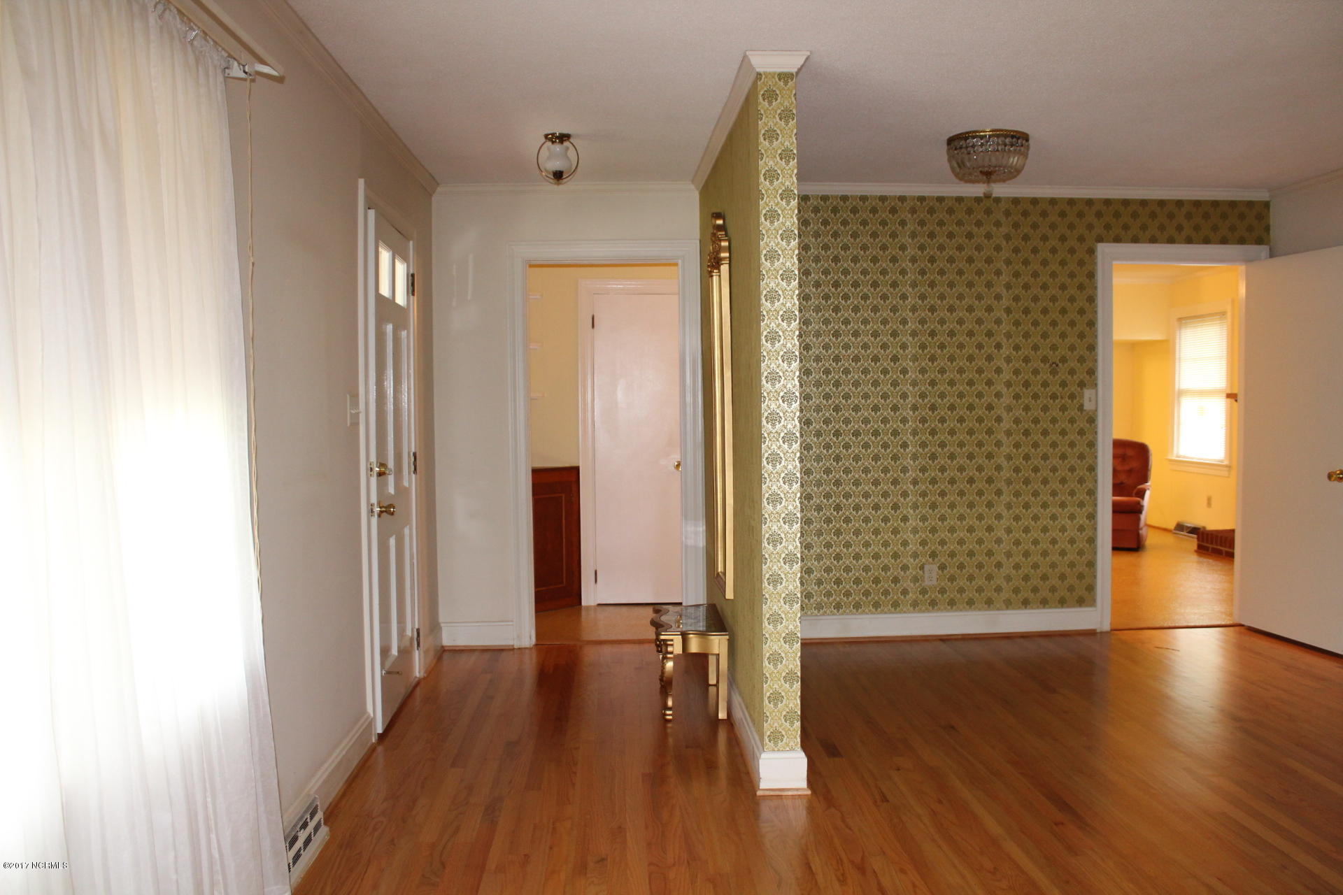 2423 Carey Road Kinston, NC 28504 - Photo 3 of 17 IMG_0610