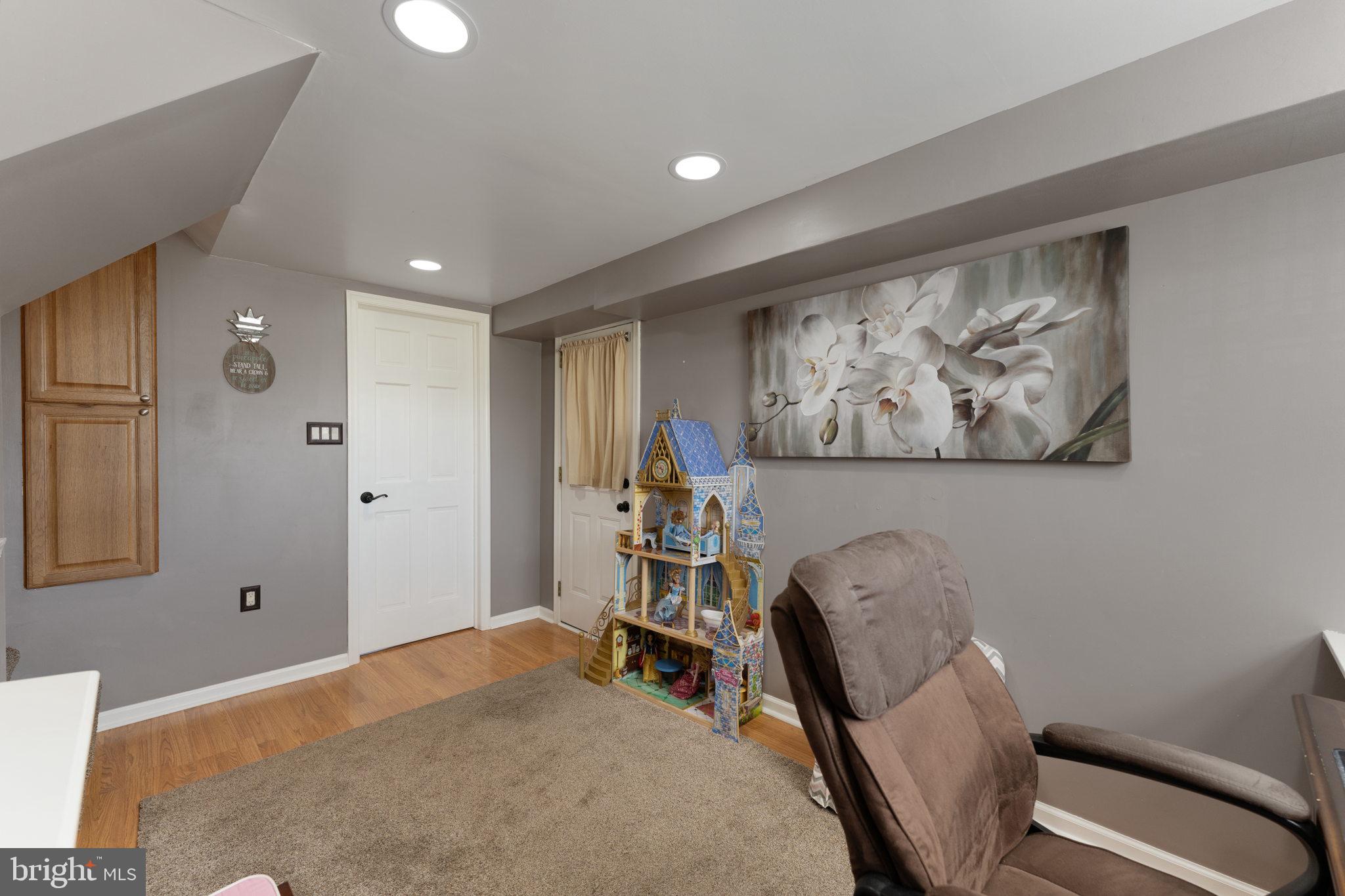 925 Walnut Road Warminster, PA 18974 - Photo 16 of 30