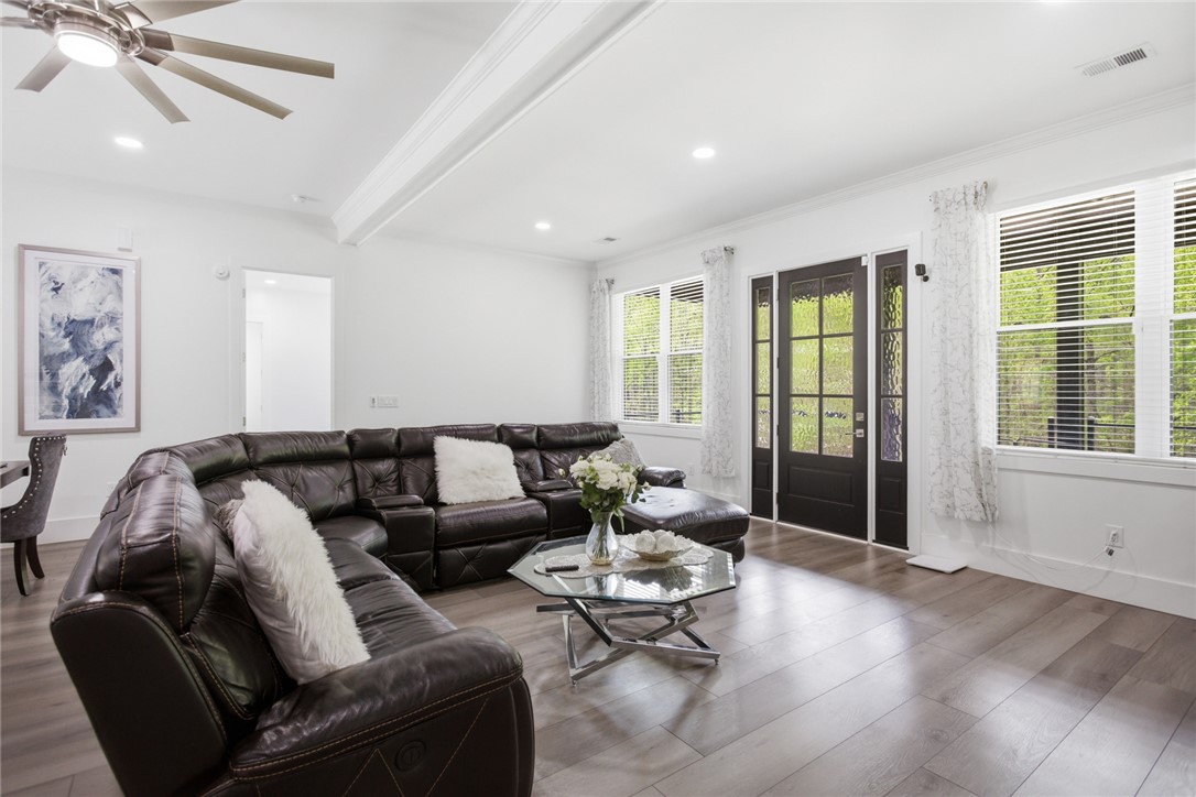 2585 Dr Johns Road Westminster, SC 29693 - Photo 8 of 40 This living area features ample natural light and elegant flooring.