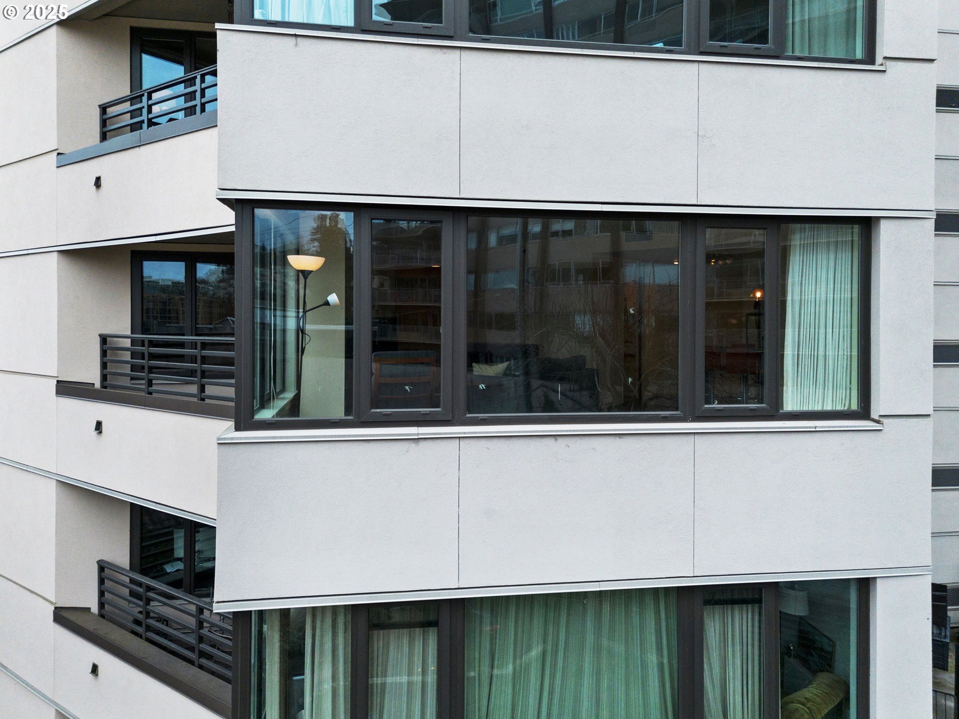 2245 Southwest Park Place, Unit 3A Portland, OR 97205 - Photo 36 of 42