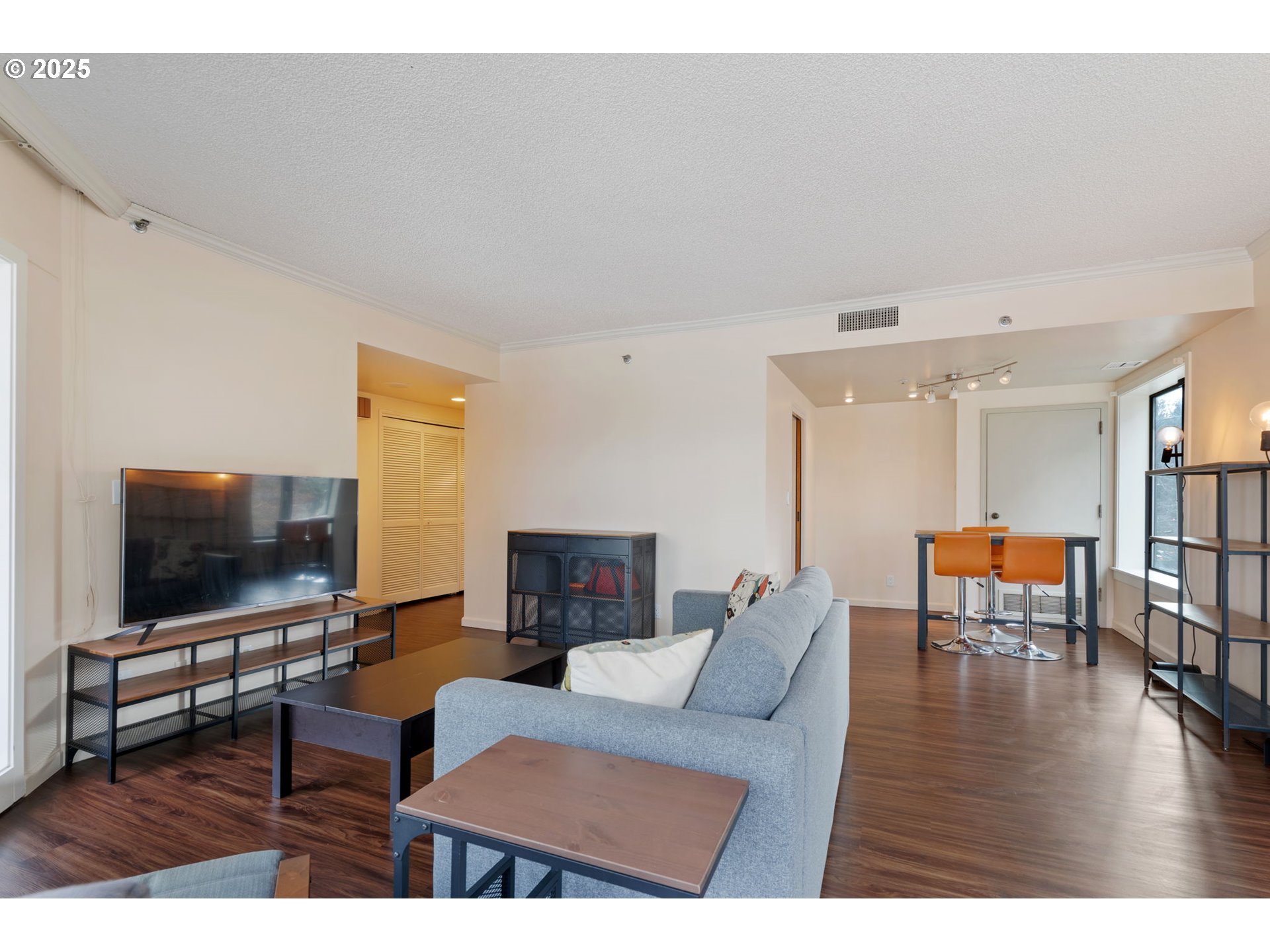 2245 Southwest Park Place, Unit 3A Portland, OR 97205 - Photo 9 of 42