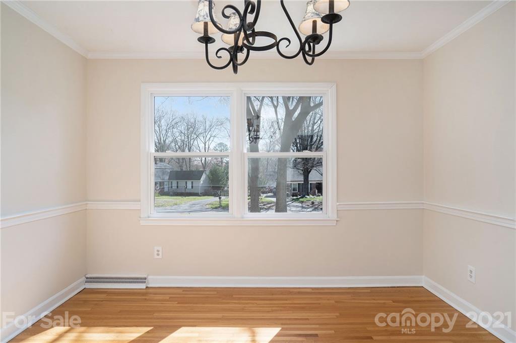 1341 Braeburn Road Charlotte, NC 28211 - Photo 11 of 19 Gallery Image 11