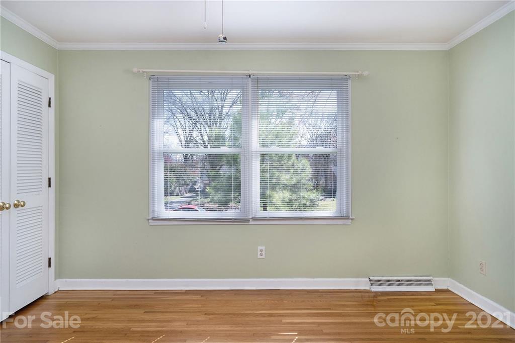 1341 Braeburn Road Charlotte, NC 28211 - Photo 18 of 19 Gallery Image 18