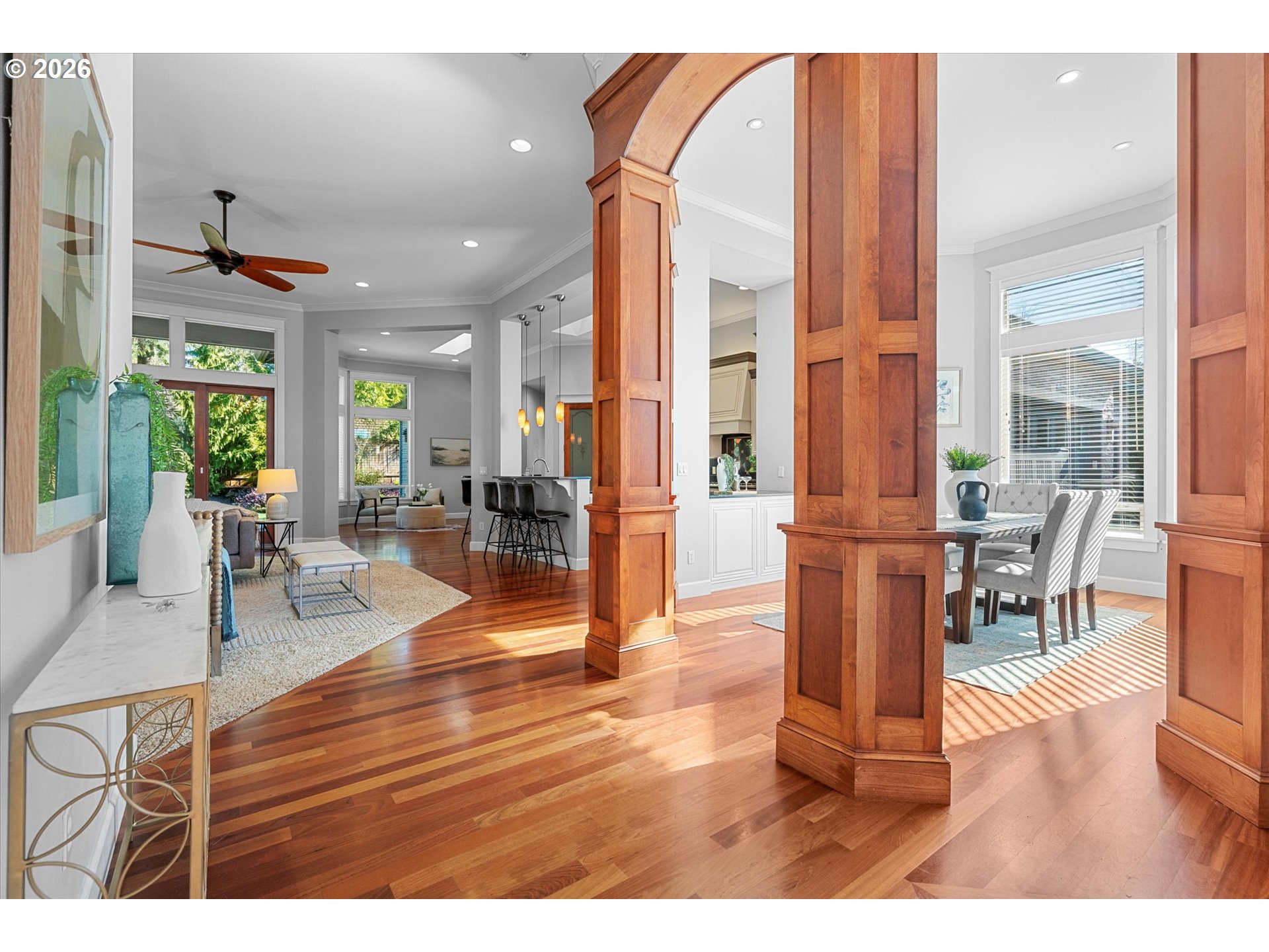 7280 Southwest 68th Avenue Portland, OR 97223 - Photo 4 of 36 Entrance/Foyer