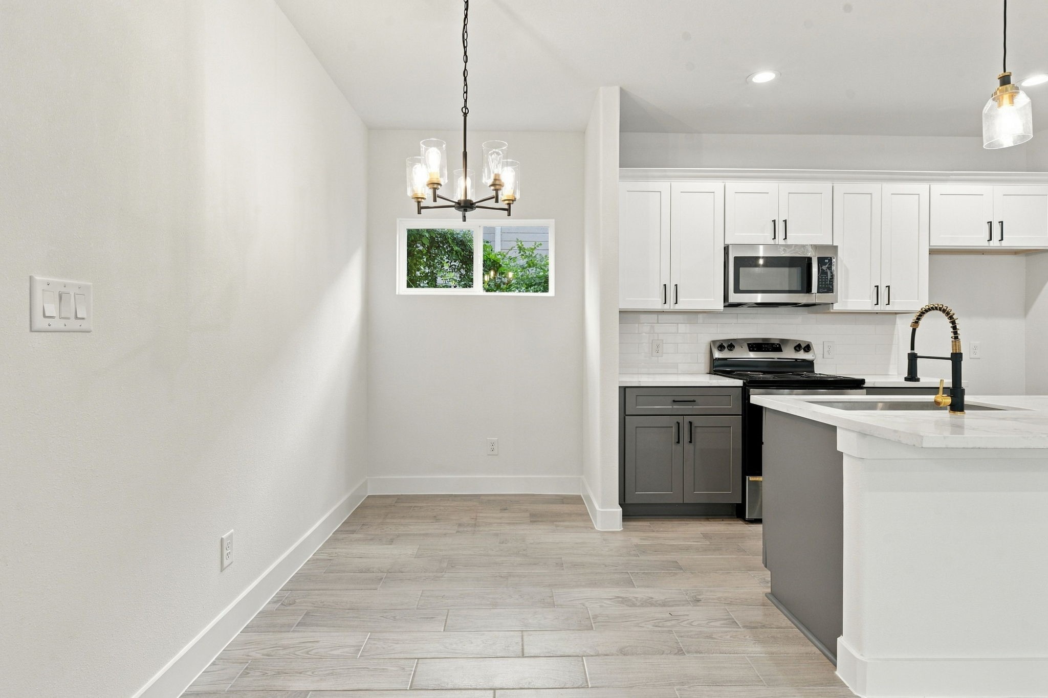 8707 Westcott Road, Unit A B Houston, TX 77016 - Photo 4 of 39 Gallery Image 4