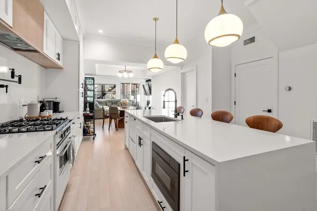 $6,000 | 75 Old Harbor Street, Unit 1, Boston, MA 02127