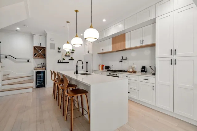 $6,000 | 75 Old Harbor Street, Unit 1, Boston, MA 02127