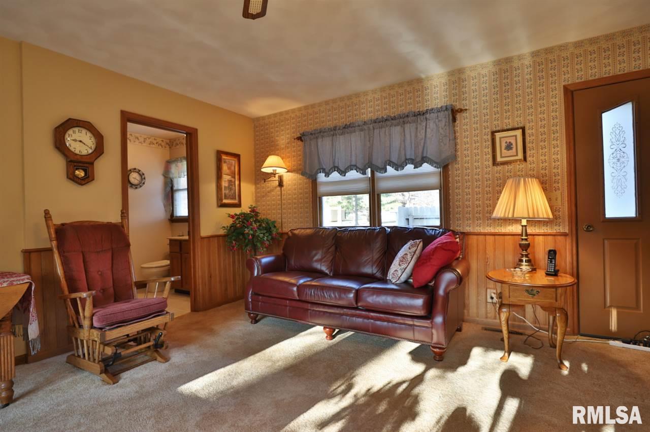 838 Sunset Road Morton, IL 61550 - Photo 15 of 36 Gallery Image 15