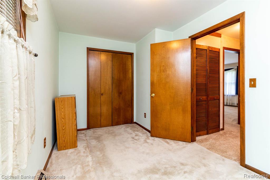 520 Willard Avenue Rochester Hills, MI 48307 - Photo 19 of 36