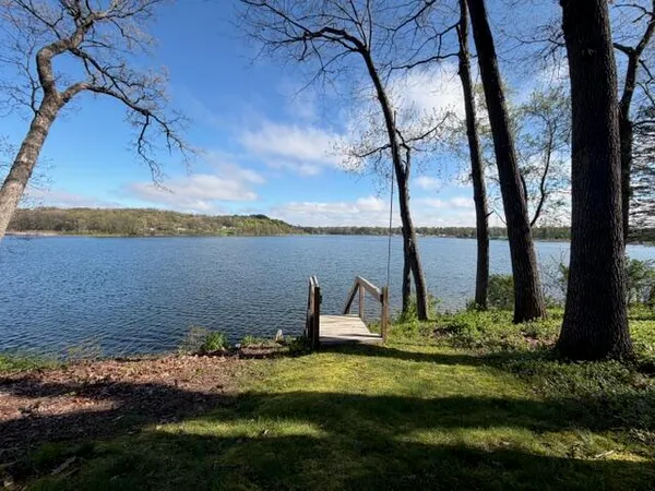 $350,000 | 308 Lake Shore Drive, Cassopolis, MI 49031