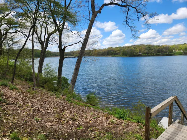 $350,000 | 308 Lake Shore Drive, Cassopolis, MI 49031