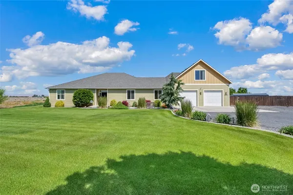 $719,000 | 4050 Road 7.4 Northeast, Moses Lake, WA 98837
