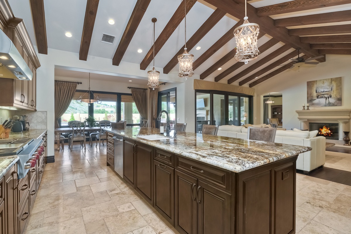 14245 Cascade Crossing Poway, CA 92064 - Photo 9 of 25