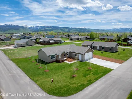 $655,000 | 3829 Spruce Road, Victor, ID 83455