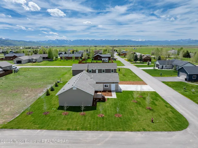 $655,000 | 3829 Spruce Road, Victor, ID 83455