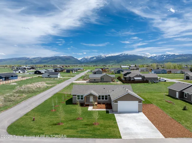 $655,000 | 3829 Spruce Road, Victor, ID 83455