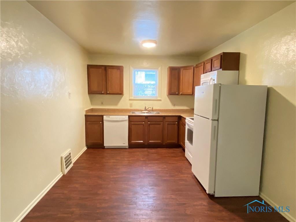 1800 Wyndhurst Road Toledo, OH 43607 - Photo 7 of 20 Gallery Image 7