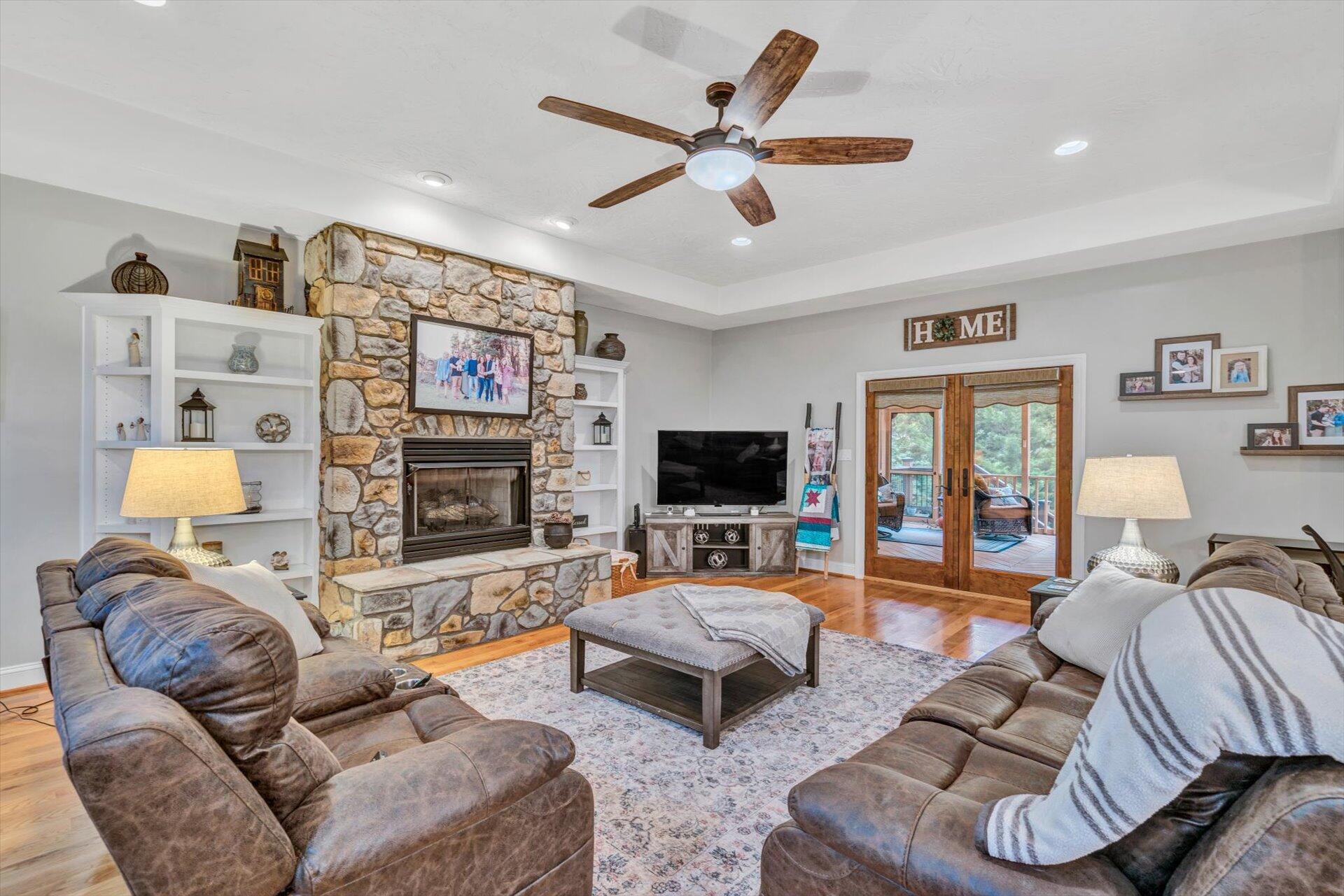 99 Gillie Lane Blue Ridge, VA 24064 - Photo 11 of 48 14-093020220025