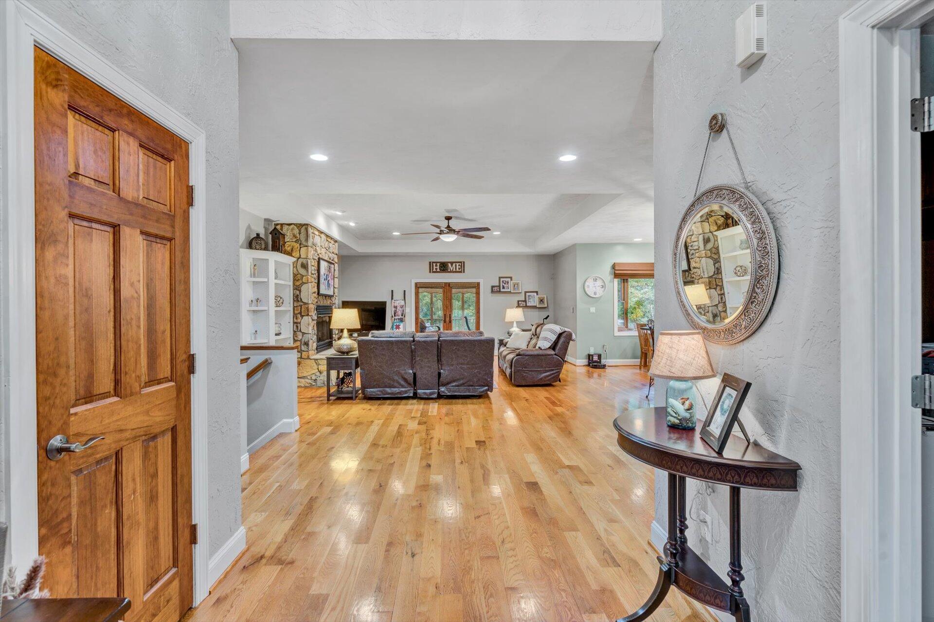 99 Gillie Lane Blue Ridge, VA 24064 - Photo 13 of 48 12-093020220023