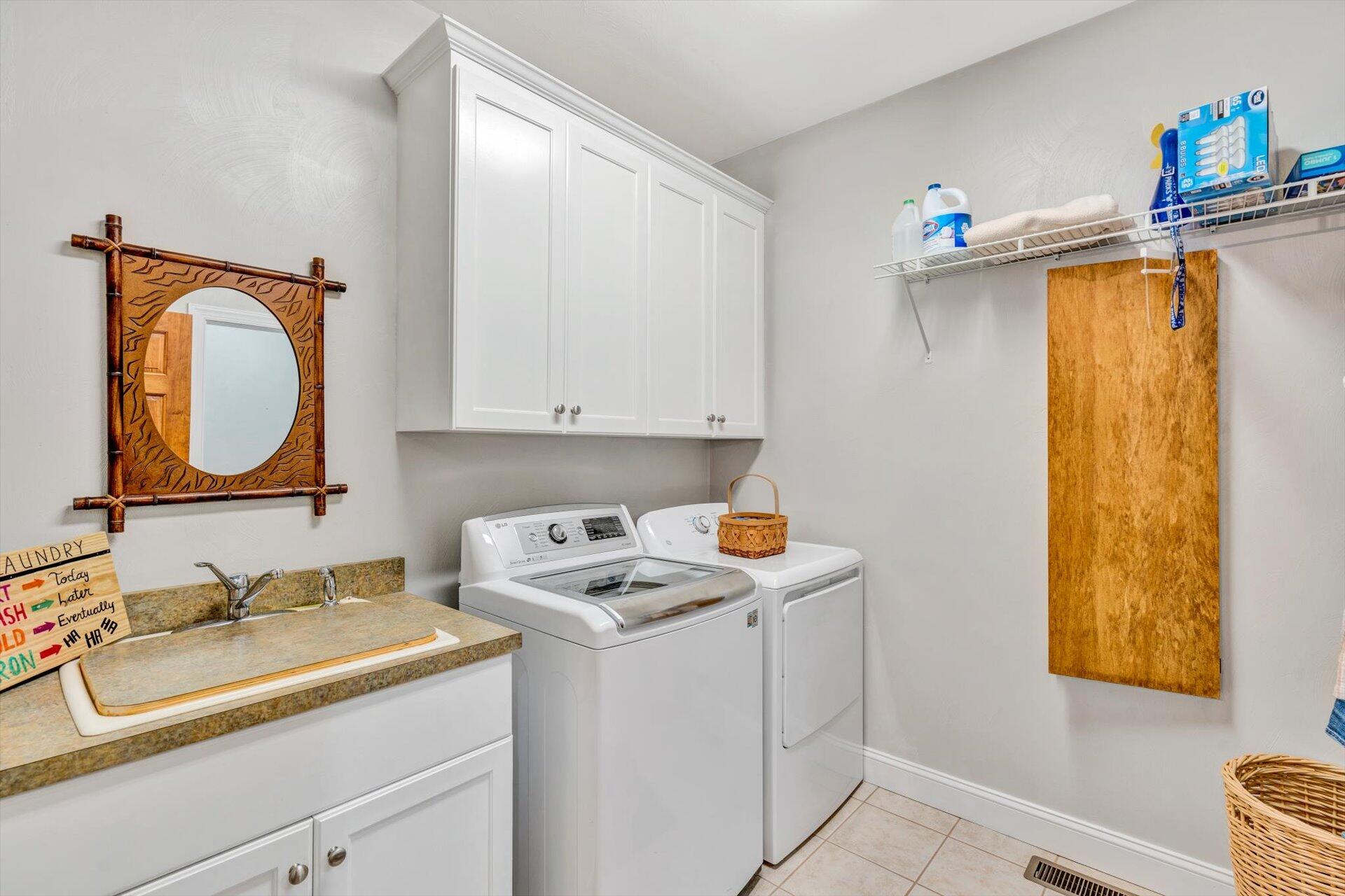 99 Gillie Lane Blue Ridge, VA 24064 - Photo 18 of 48 22-093020220033