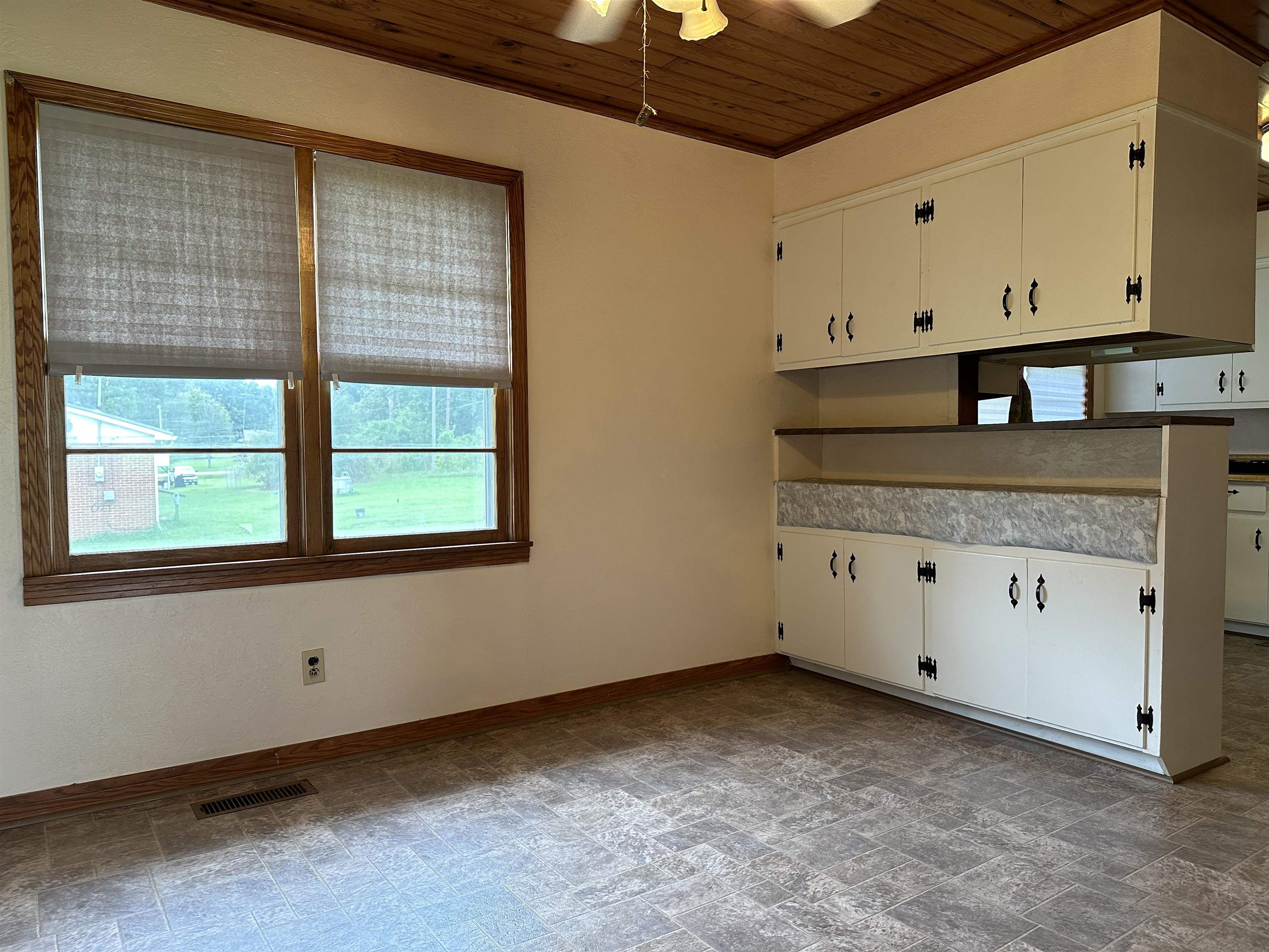115 Lambert Street Adamsville, TN 38310 - Photo 10 of 35 Gallery Image 10