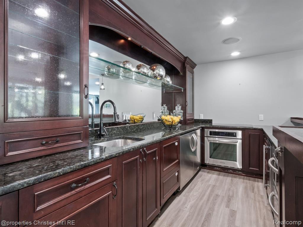 920 Southdown Road Bloomfield Hills, MI 48304 - Photo 50 of 64 Gallery Image 50