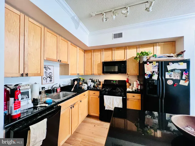 $3,000 | 1441 Rhode Island Avenue Northwest, Unit 605, Washington, DC 20005