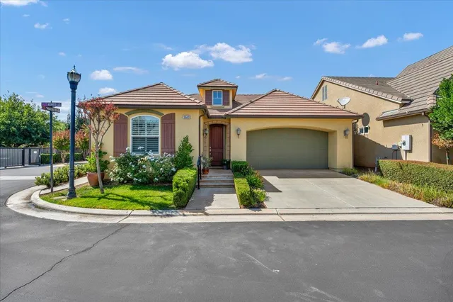 $440,000 | 5649 North Romeo Lane, Fresno, CA 93711