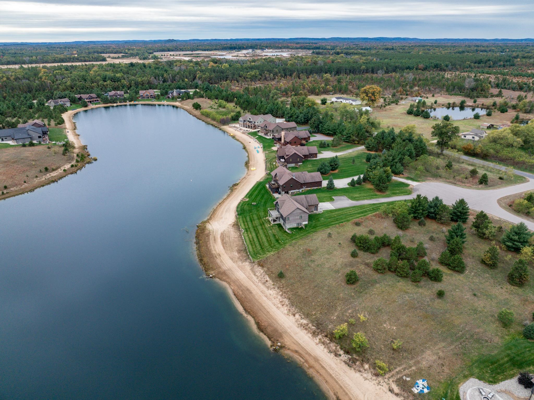 N7512 Rising Sun Court New Lisbon, WI 53950 - Photo 15 of 44