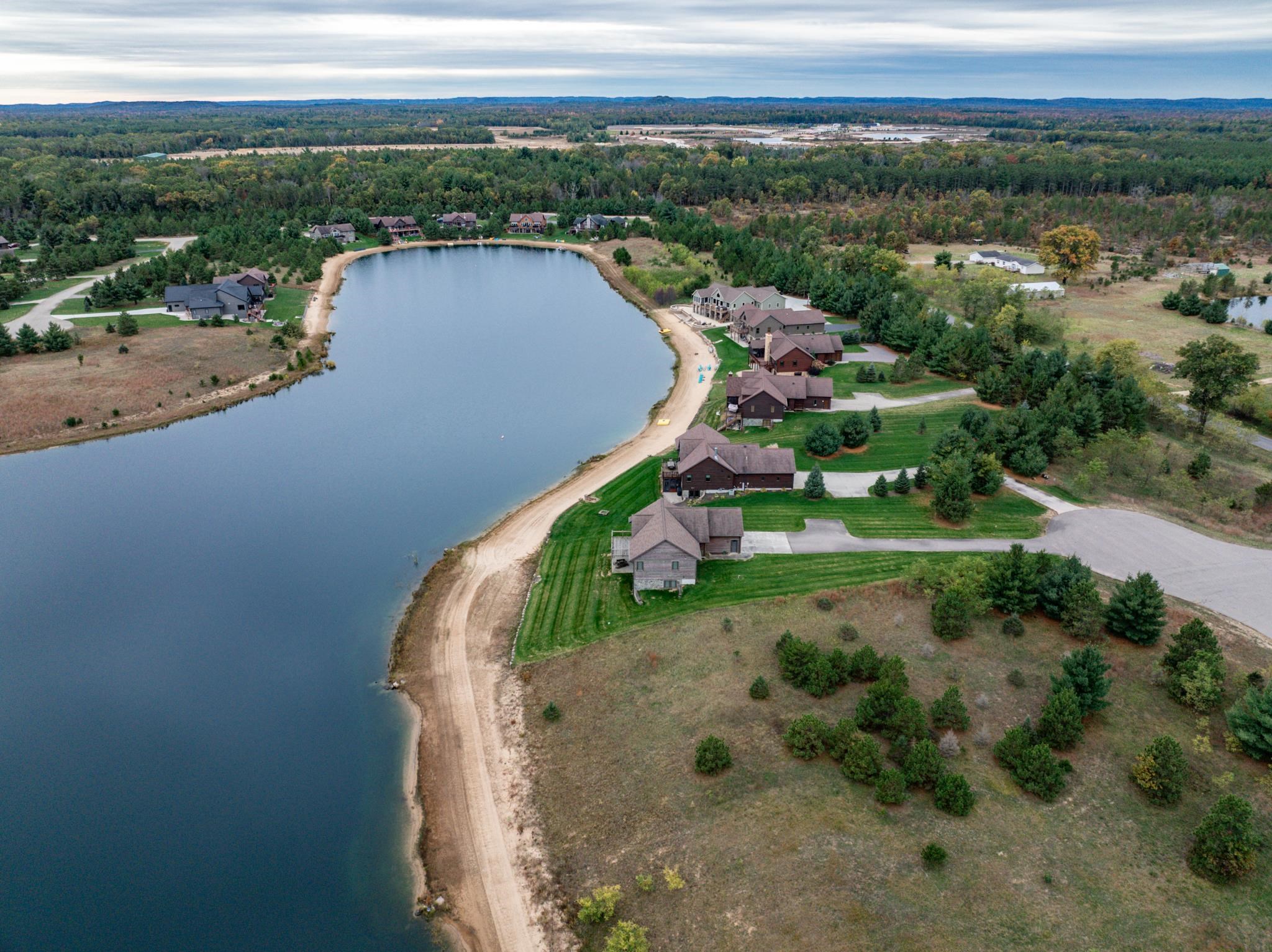 N7512 Rising Sun Court New Lisbon, WI 53950 - Photo 16 of 44