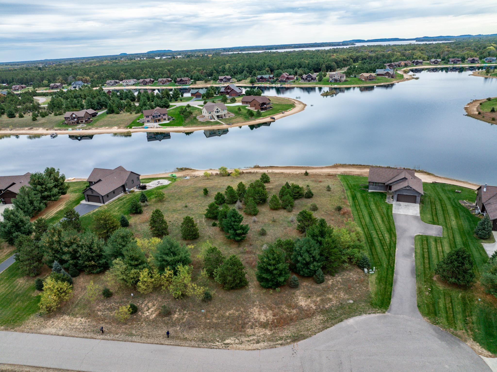 N7512 Rising Sun Court New Lisbon, WI 53950 - Photo 20 of 44